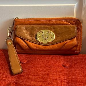 Emma Fox 🦊 Zip Around Wallet